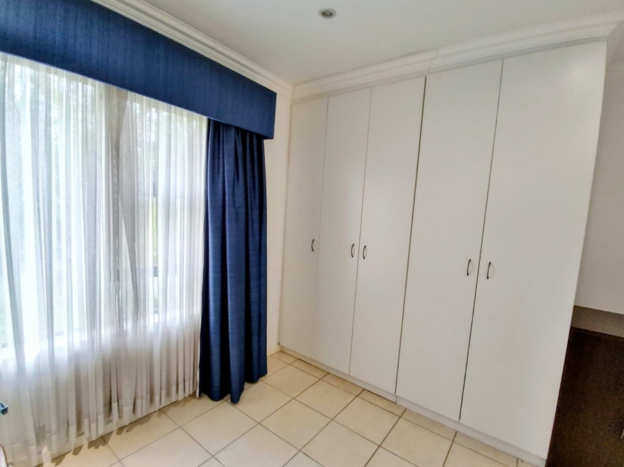 3 Bedroom Property for Sale in Sunrise On Sea Eastern Cape